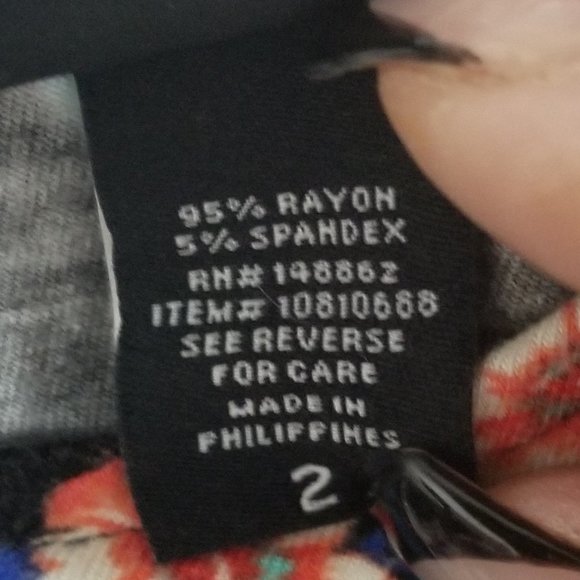Torrid floral camisole swing top size 2 - Picture 3 of 4